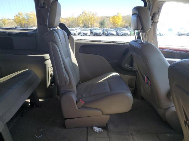 2C4RC1CGXGR239357 - 2016 CHRYSLER TOWN & COU TOURING L WHITE photo 11