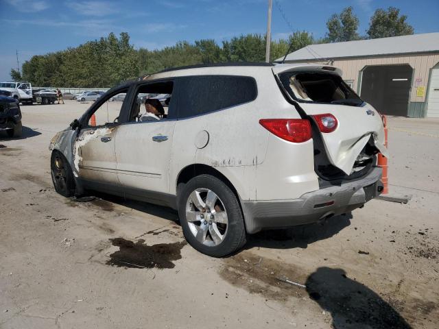 1GNKRLED7BJ269418 - 2011 CHEVROLET TRAVERSE LTZ WHITE photo 2