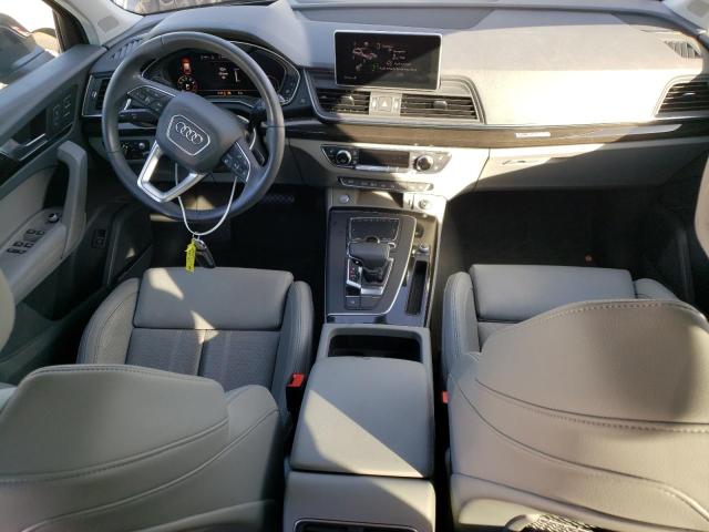 WA1CNAFY2K2043077 - 2019 AUDI Q5 PRESTIGE BLUE photo 8