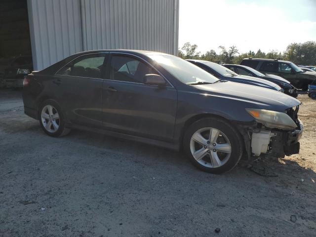 4T1BF3EK5BU227565 - 2011 TOYOTA CAMRY BASE GRAY photo 4