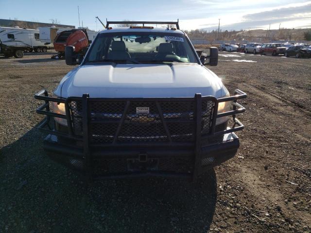 1GCHK33627F512493 - 2007 CHEVROLET SILVERADO K3500 WHITE photo 5