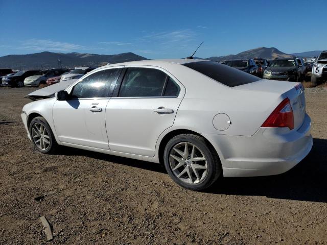 3FAHP0JG8BR305944 - 2011 FORD FUSION SEL WHITE photo 2