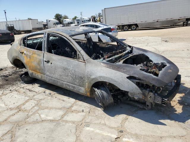 1N4AL2AP2BN484817 - 2011 NISSAN ALTIMA BASE BURN photo 4