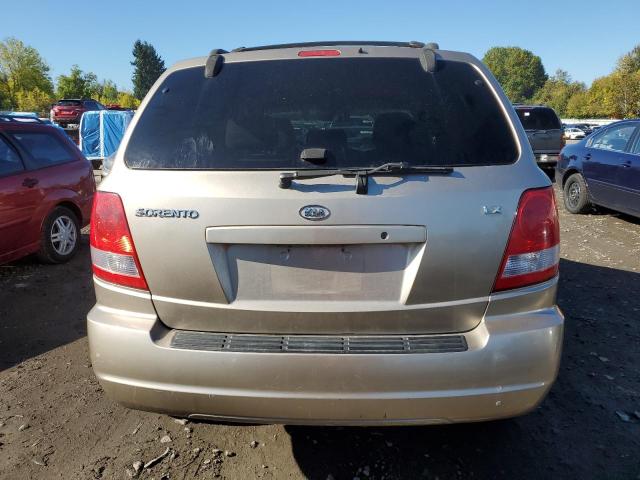 KNDJD733045249205 - 2004 KIA SORENTO EX GOLD photo 6