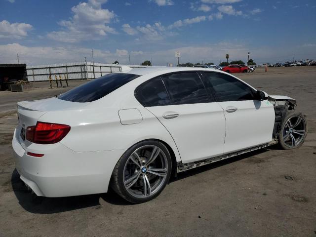 WBSFV9C56DD096926 - 2013 BMW M5 WHITE photo 3