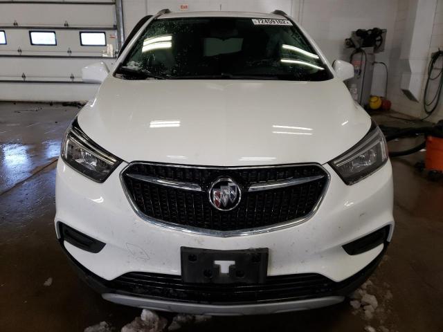 KL4CJASB4LB011889 - 2020 BUICK ENCORE PREFERRED WHITE photo 5