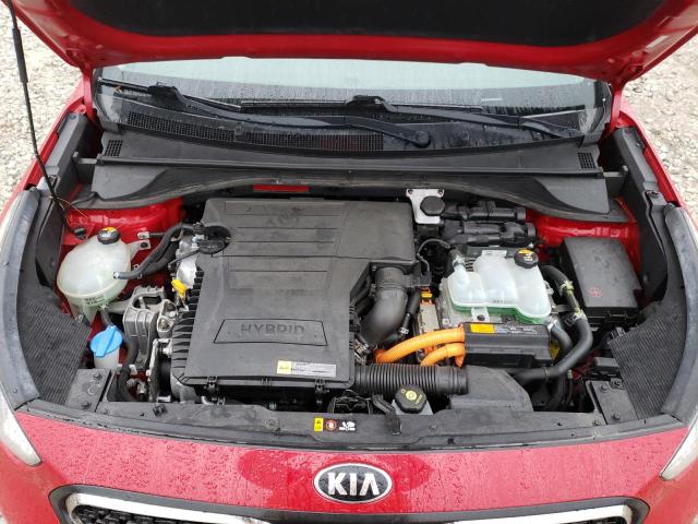 KNDCC3LC3H5065922 - 2017 KIA NIRO EX RED photo 11