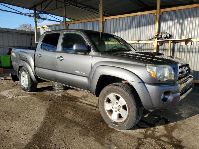 3TMJU62N89M082820 - 2009 TOYOTA TACOMA DOUBLE CAB PRERUNNER GRAY photo 4