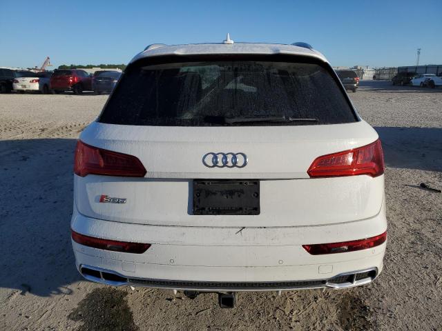 WA1C4AFY9J2235243 - 2018 AUDI SQ5 PRESTIGE WHITE photo 6