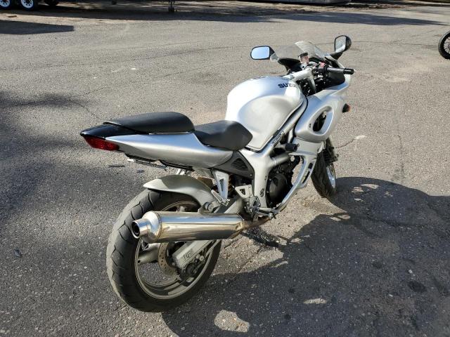 JS1VP52A922104508 - 2002 SUZUKI SV650 S SILVER photo 4