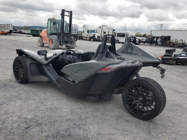 57XAAPHDXM8141321 - 2021 POLARIS SLINGSHOT SL GRAY photo 3