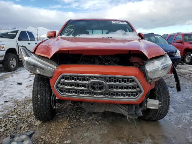 3TMCZ5AN9HM094317 - 2017 TOYOTA TACOMA DOUBLE CAB ORANGE photo 5