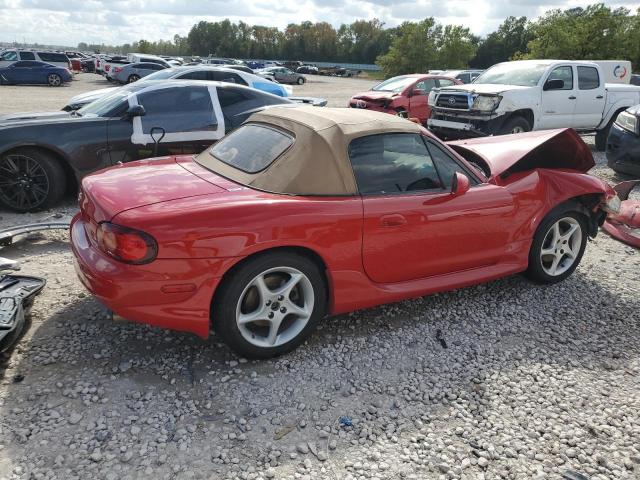 JM1NB353620221500 - 2002 MAZDA MX-5 MIATA BASE RED photo 3
