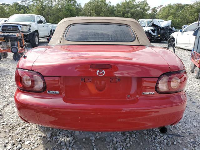 JM1NB353620221500 - 2002 MAZDA MX-5 MIATA BASE RED photo 6