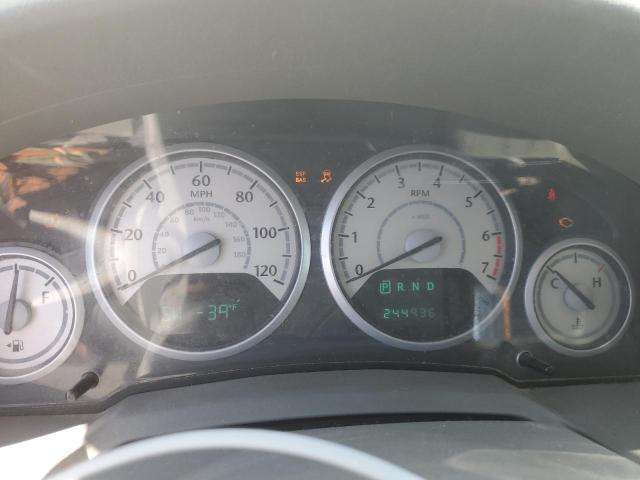 2A8HR54P28R800130 - 2008 CHRYSLER TOWN & COU TOURING SILVER photo 9