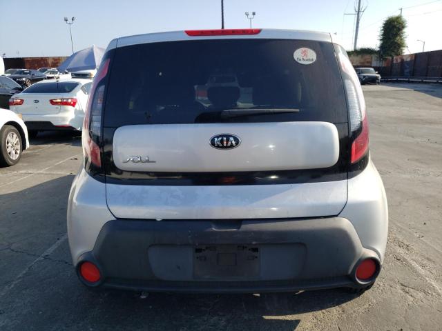 KNDJN2A25G7834266 - 2016 KIA SOUL GRAY photo 6