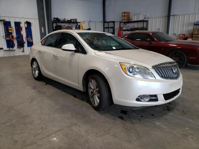 1G4PP5SK2E4219348 - 2014 BUICK VERANO WHITE photo 4