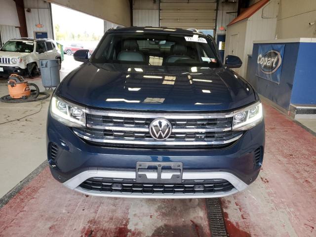 1V2HE2CA5NC201532 - 2022 VOLKSWAGEN ATLAS CROS SE ლურჯი ფოტო 5