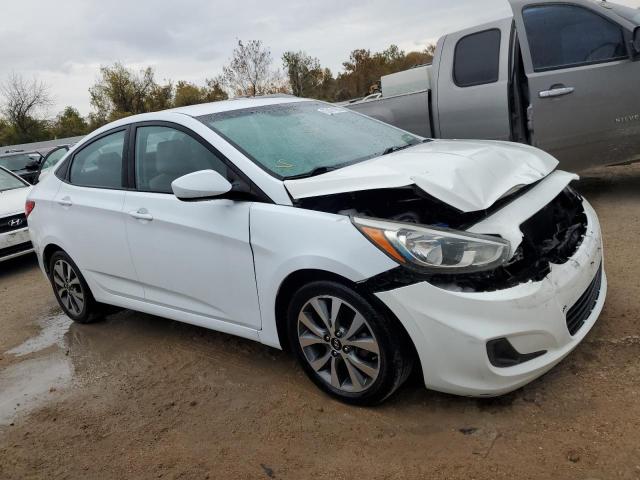 KMHCT4AE0HU344868 - 2017 HYUNDAI ACCENT SE WHITE photo 4