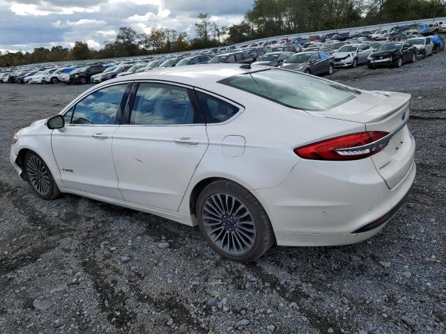 3FA6P0RU3JR255647 - 2018 FORD FUSION TITANIUM/PLATINUM HEV WHITE photo 2