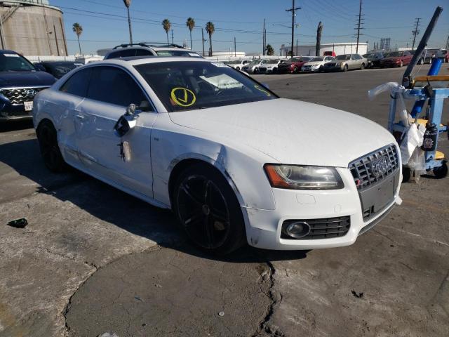 WAUVVAFR4AA012437 - 2010 AUDI S5 PRESTIGE WHITE photo 4