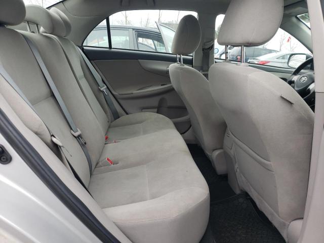 2T1BU4EE0DC921719 - 2013 TOYOTA COROLLA BASE SILVER photo 10