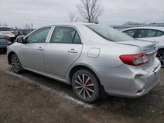 2T1BU4EE0DC921719 - 2013 TOYOTA COROLLA BASE SILVER photo 2