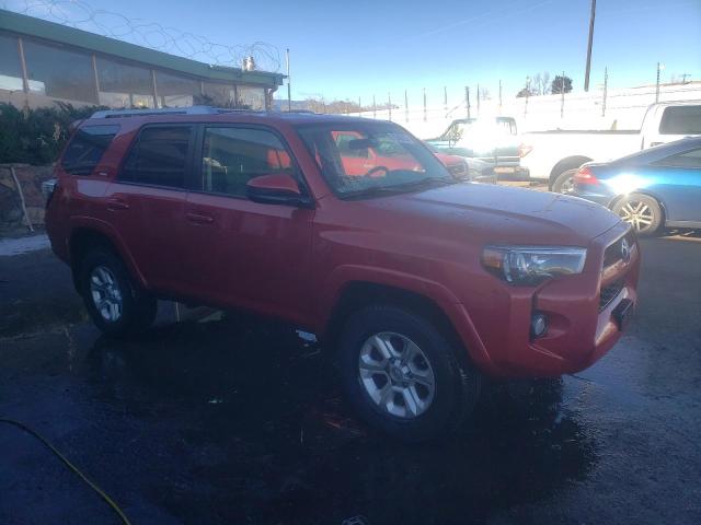 JTEBU5JRXH5413271 - 2017 TOYOTA 4RUNNER SR5/SR5 PREMIUM RED photo 4