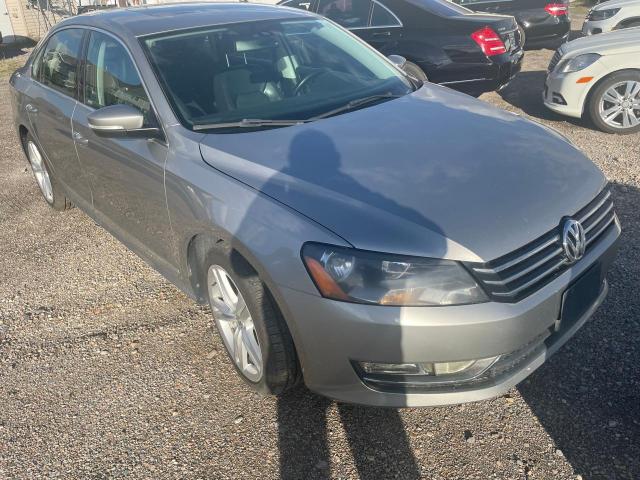 1VWCN7A37EC066953 - 2014 VOLKSWAGEN PASSAT SEL SILVER photo 1