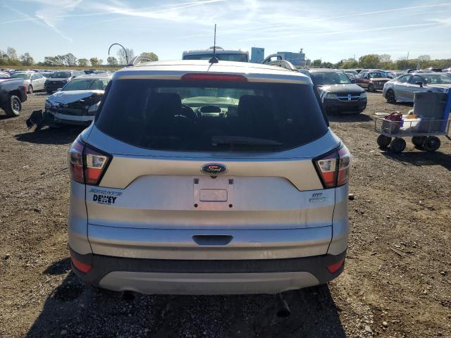 1FMCU0GD9JUA11353 - 2018 FORD ESCAPE SE SILVER photo 6