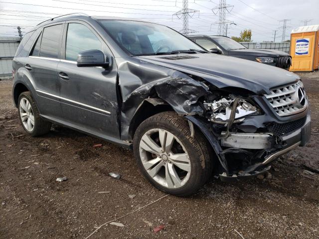 4JGBB8GB2BA637800 - 2011 MERCEDES-BENZ ML 350 4MATIC GRAY photo 4