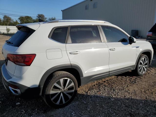 3VVTX7B2XNM095186 - 2022 VOLKSWAGEN TAOS SE WHITE photo 3