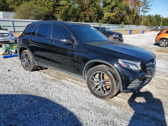 WDC0G4KB3JV117037 - 2018 MERCEDES-BENZ GLC 300 4MATIC BLACK photo 4