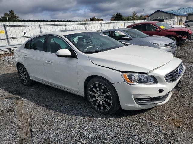 LYV402HK5HB146833 - 2017 VOLVO S60 PREMIER WHITE photo 4