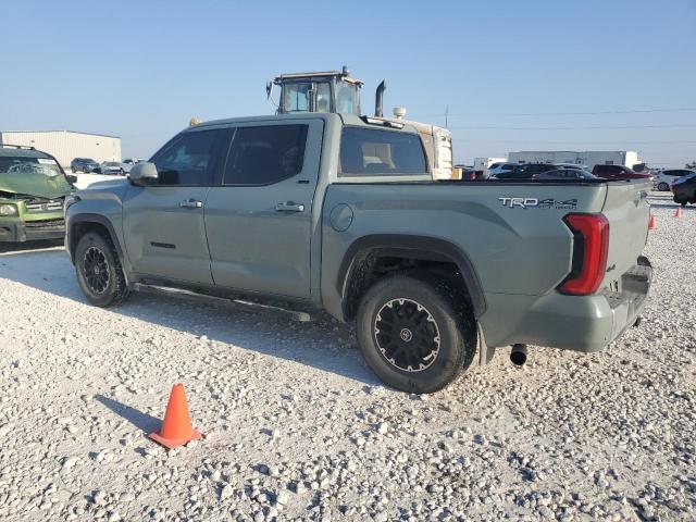 5TFLA5DB7NX041856 - 2022 TOYOTA TUNDRA CREWMAX SR GRAY photo 2