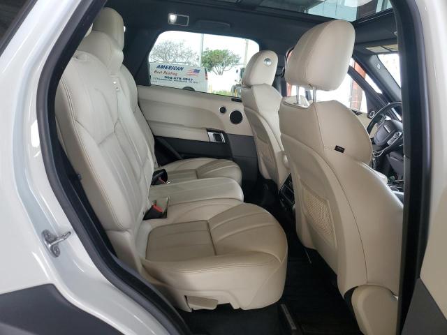 SALWR2FV4HA130411 - 2017 LAND ROVER RANGE ROVE HSE WHITE photo 6