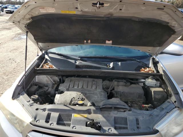 5TDZK3EH8CS080778 - 2012 TOYOTA HIGHLANDER BASE Argent photo 12