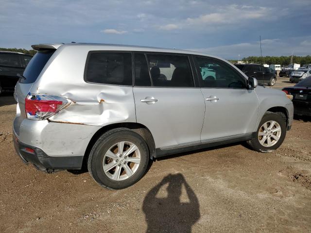 5TDZK3EH8CS080778 - 2012 TOYOTA HIGHLANDER BASE Argent photo 3