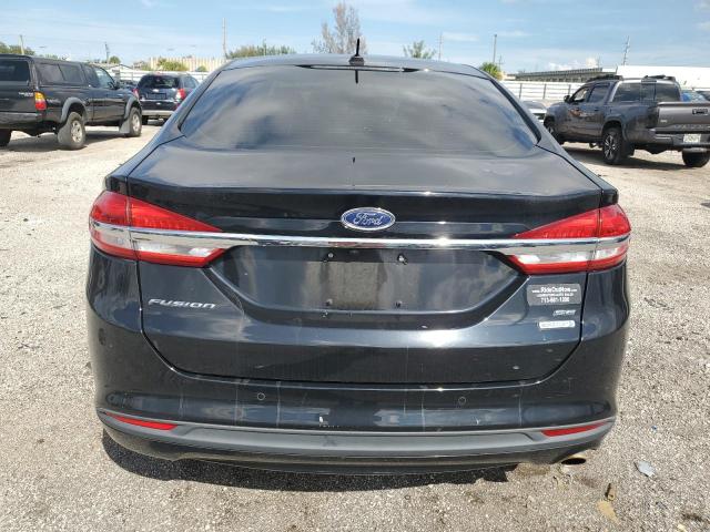 3FA6P0HD2JR194888 - 2018 FORD FUSION SE BLACK photo 6