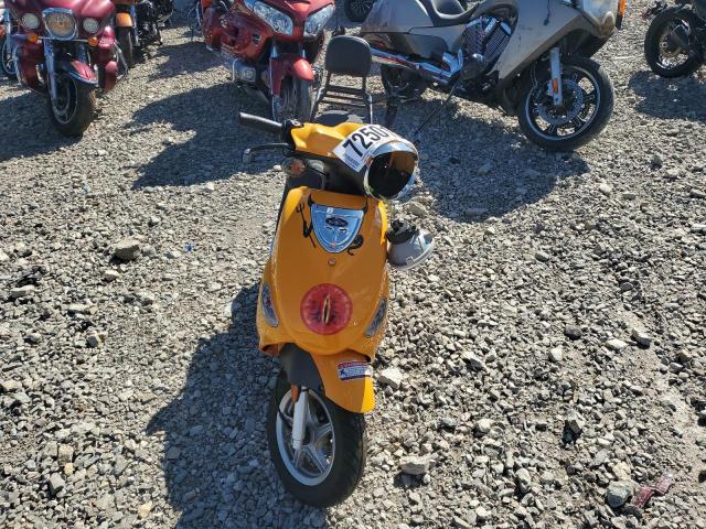 RFVPAP5A7N1130449 - 2022 GENUINE SCOOTER CO. BUDDY 50 YELLOW photo 2