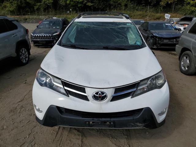 2T3RFREV2FW372331 - 2015 TOYOTA RAV4 XLE WHITE photo 5