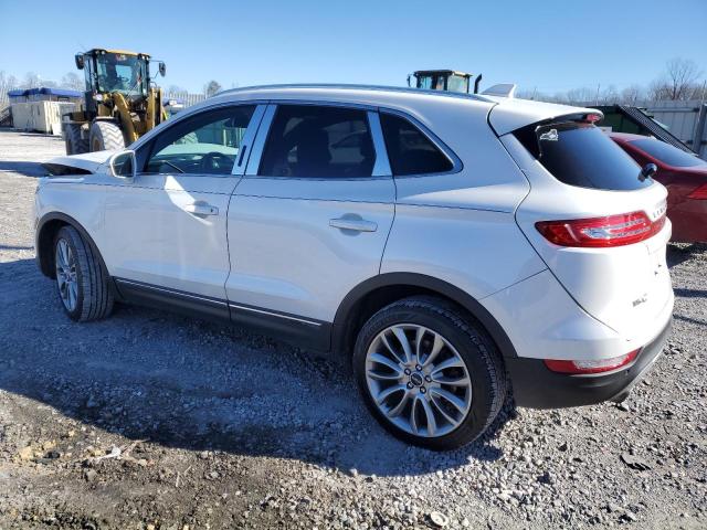 5LMCJ3C98JUL00765 - 2018 LINCOLN MKC RESERVE WHITE photo 2