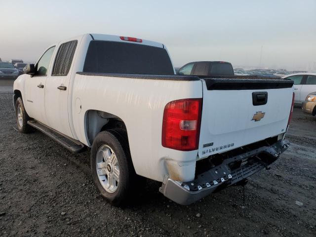 3GCRKSEA7AG156421 - 2010 CHEVROLET silverado K1500 LT WHITE photo 2