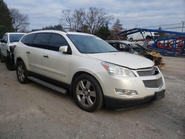 1GNKRLED5BJ114138 - 2011 CHEVROLET TRAVERSE LTZ WHITE photo 4