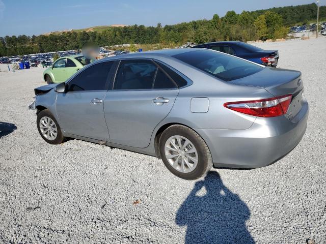 4T1BF1FK5GU501051 - 2016 TOYOTA CAMRY LE SILVER photo 2