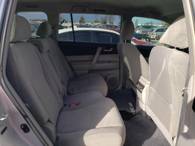 5TDZA3EH2CS030963 - 2012 TOYOTA HIGHLANDER BASE Күміс фото 10