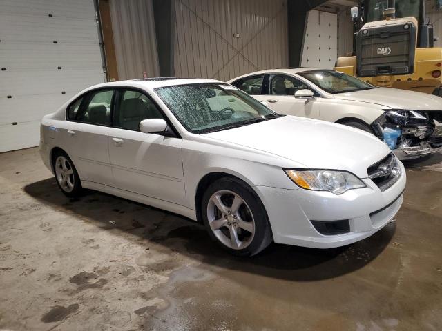 4S3BL616887211679 - 2008 SUBARU LEGACY 2.5I WHITE photo 4