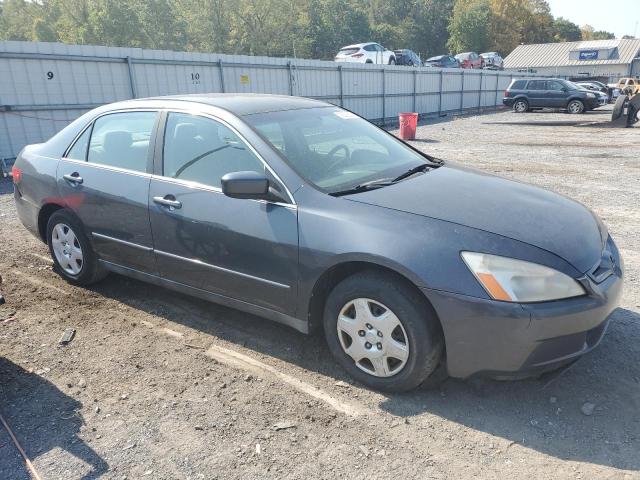 1HGCM55425A035376 - 2005 HONDA ACCORD LX GRAY photo 4