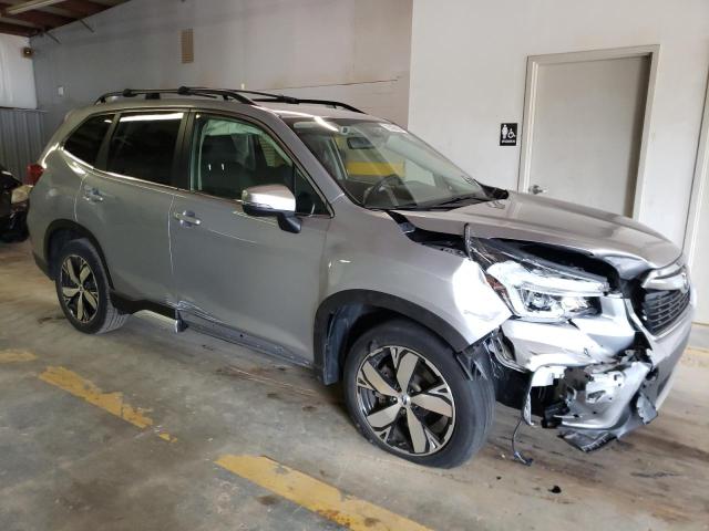 JF2SKAXC4LH559647 - 2020 SUBARU FORESTER TOURING 银色 照片 4