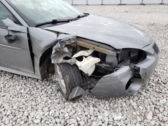 2G2WP552781147210 - 2008 PONTIAC GRAND PRIX GRAY photo 9